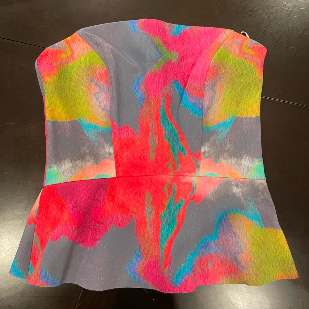NICHOLAS Peplum style top. Multicolor, strapless, dressy.